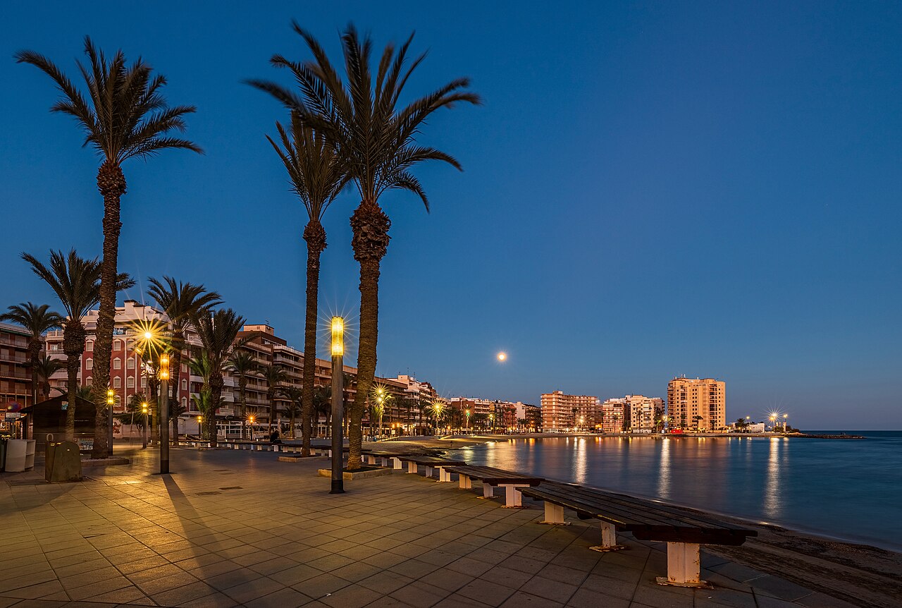 Torrevieja waterfront and Paseo Juan Aparicio